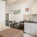 Albatross Apartments By Konnect, Ipsos Corfu